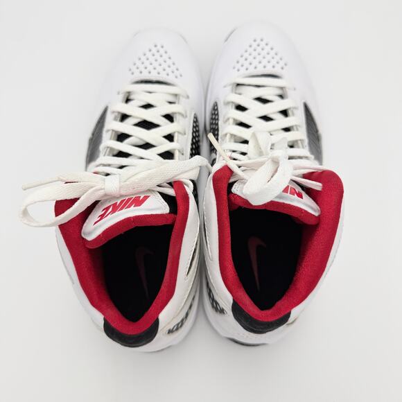 Athletic_Shoes